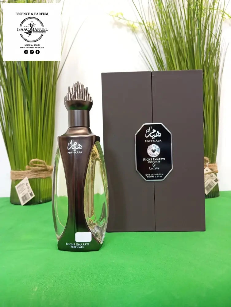 Perfume y caja de Niche Emarati Hayaam