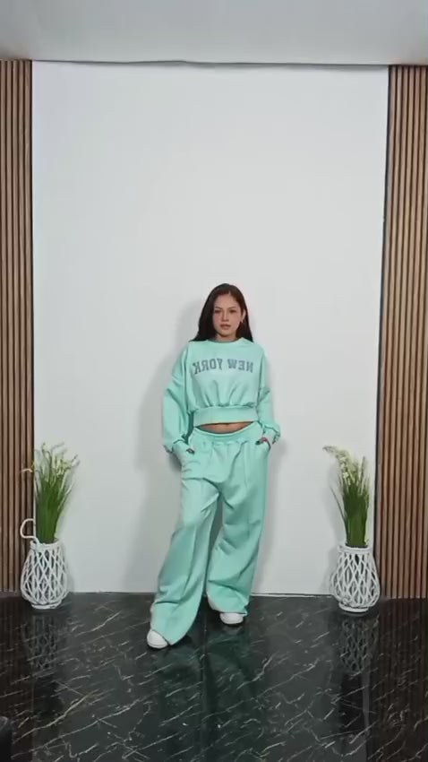 Conjunto New York City Mujer | Sudadera Crop Oversize + Pantalón Wide Leg | Verde, Rosa, Azul, Negro y Beige | Talla Única