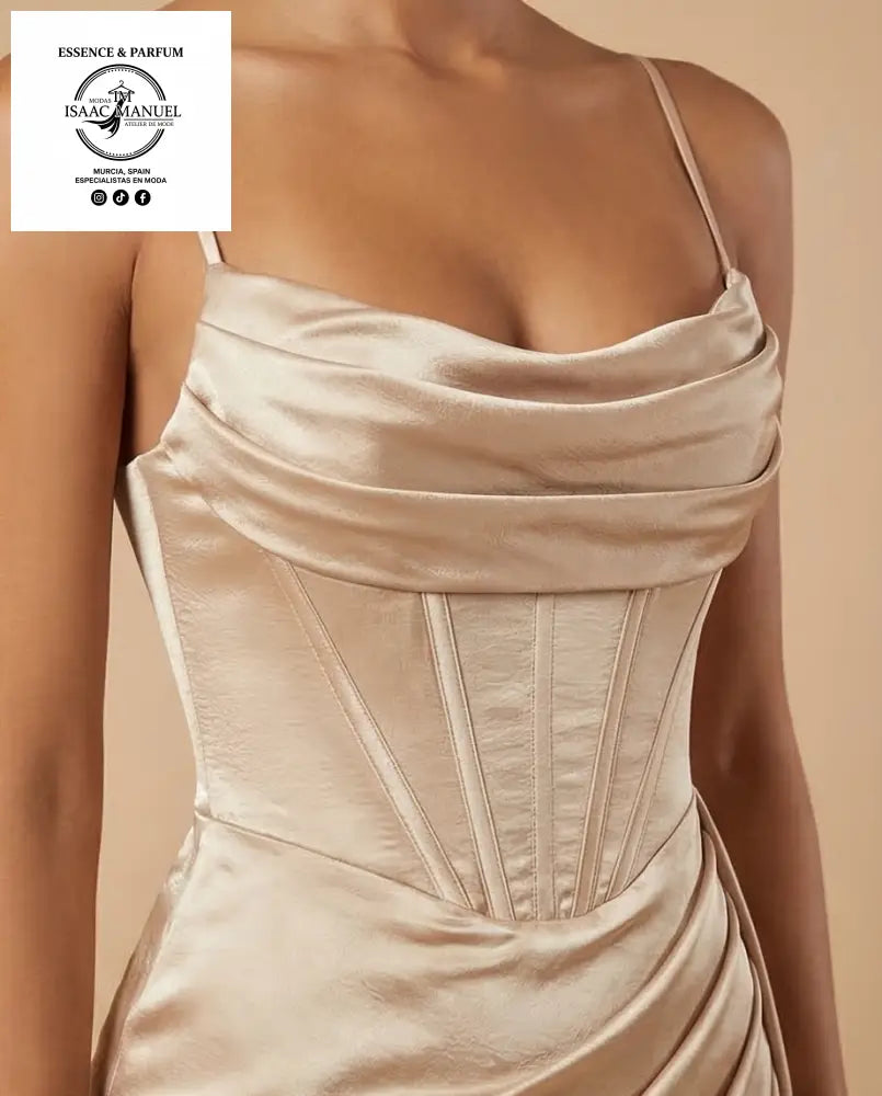 Vestido de Gala Satinado con Corset y Drapeado Lateral Beige VESTIDO